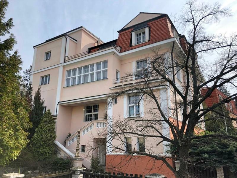 Rooms In Prague-Big+Comfy מראה חיצוני תמונה