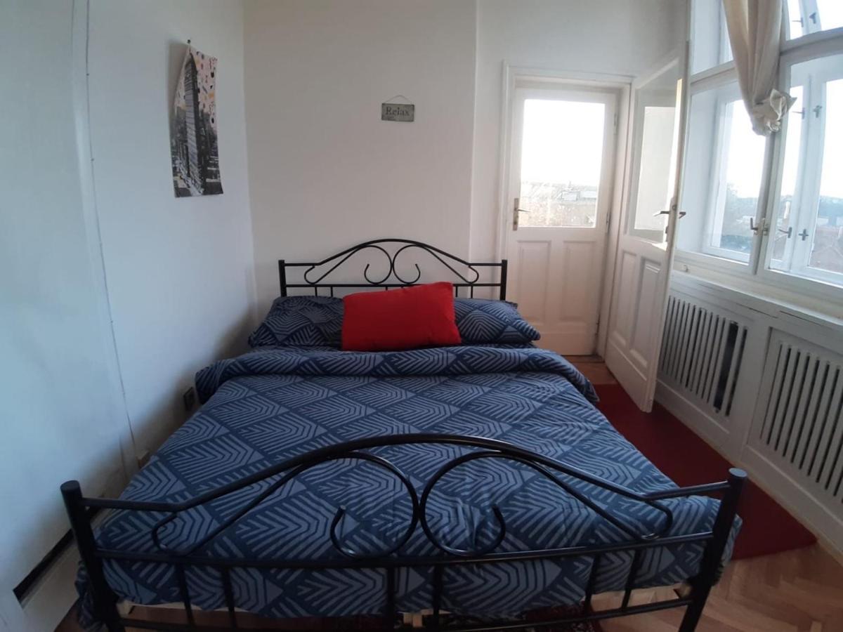 Rooms In Prague-Big+Comfy מראה חיצוני תמונה
