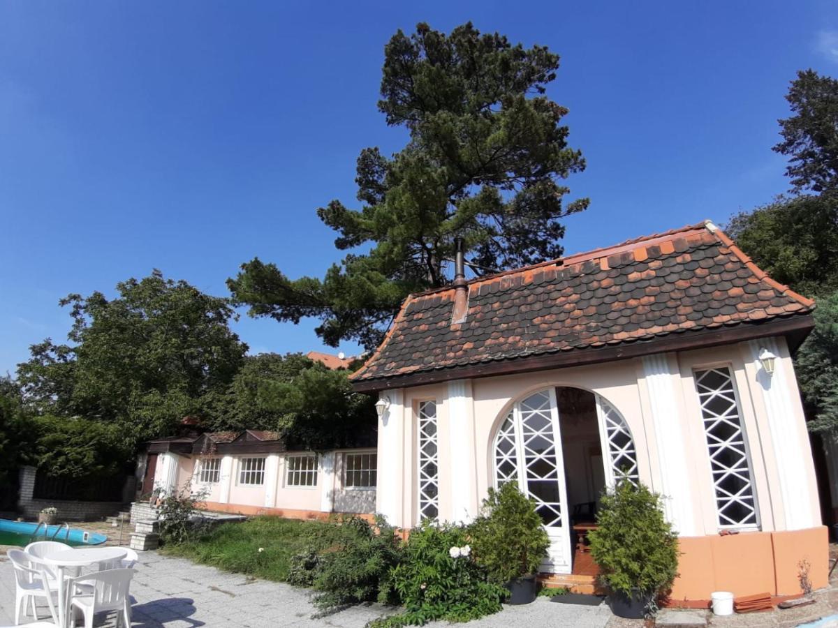Rooms In Prague-Big+Comfy מראה חיצוני תמונה